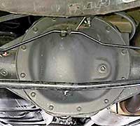2021 Titan  AAM Stock 9.5 12 Bolt Rear Differential Cover
